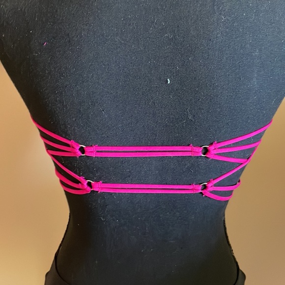 2 Bandeua’s - Picture 7 of 10